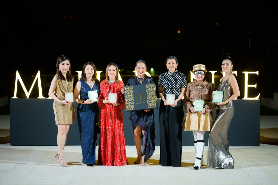 “มิ้วกี้ ไปรยา” ร่วมการกุศล ประมูลอาหารเสริม 1 ล้านบาท! นำเงินช่วยเหลือโรงพยาบาล  ในงานเปิดตัวผลิตภัณฑ์อาหารเสริมแบรนด์ “มหาราณี”   พร้อมเผยเคล็ดลับการดูแลตัวเองให้สวยเป๊ะ!