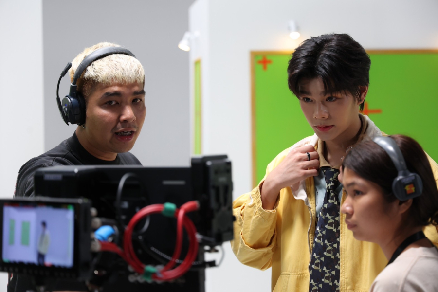 “มิ้ล- ณัฐชนน” โชว์ลูกคอร้อง “จักรวาลที่เปลี่ยน” เพลงประกอบซีรีส์ “ใช่ชอบบอกรัก” เผยตอนอัดเพลง กดดันจนร้องไม่ได้!!